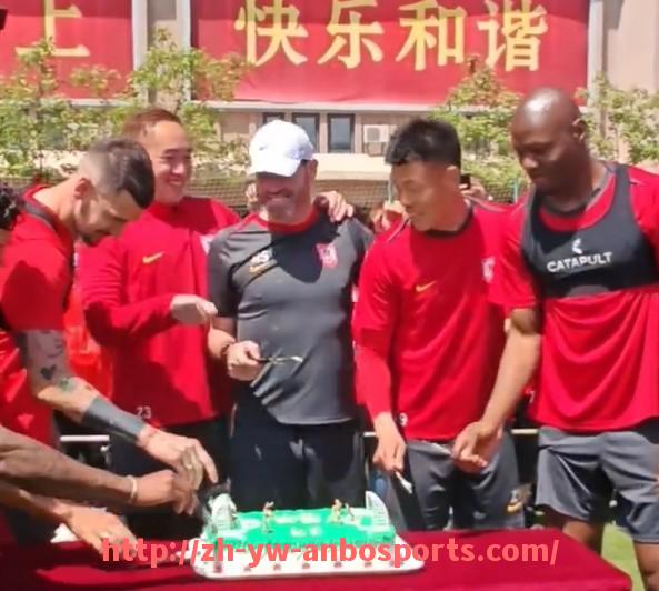 安博体育官网-曼城队中德籍英超球员名单及赛季表现总结