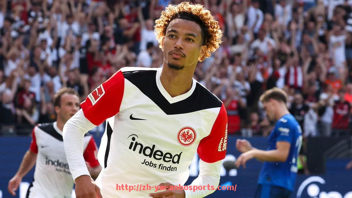 安博体育官网-篮球比赛中灵活运用挡拆战术提升进攻效率的技巧详解